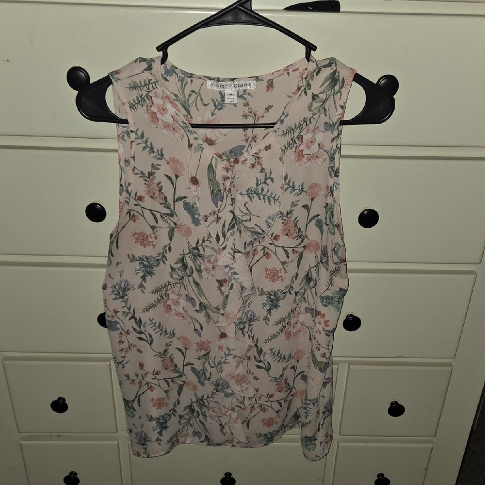 Violet & Claire Floral Sleeveless Top in Baby Light Pink 💓4/$25